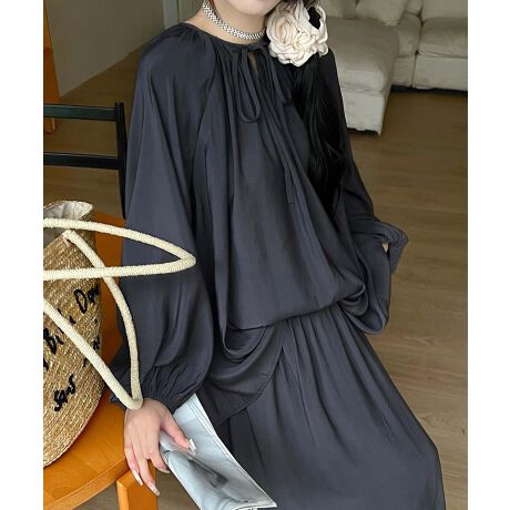 [^:yxu3906a]VvȂ̃{ANZgɂȂĂuEXBXLbp[fUCɃ{̂\ʂƁAVvŖÔȂ̗ʂ̑O2wayfUCdlBƂVGbǵAƓ̘r₨܂Jo[Ă܂B_炩ĔG̗ǂngpĂAʋCƐLkɂDXgXt[ȒSnB͒߂Ȃ̂ŃCɒƃqbvJo[łA^bNCƂƒȂ܂JWAɃfjpcȂǂ킹fC[V[͂AXbNXv[cXJ[g킹ItBXJWAtH[}V[ł􂵂܂BlXȃV[Œpł閜\ACełFREE:70 40 g58 ŏ70