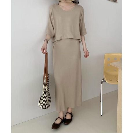 [^:yse1080a]_炩ȃjbgfނŎdĂAgbvXƃXJ[g2_ZbgB悢Ƃ芴ƐLkAXgXt[ȒSnBgbvX̓VvȃN[lbNfUCAXJ[g͑΂̗ǂXg[gVGbgŁAbNXƂƊ𗼗BƂOo炨Ԃ܂ŕL􂷂閜\ACełBVvKȃfC[ZbgAbvB58 g54 56 ŏ22 EGXg60 XJ[g85