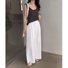 バニコ(Banico)のハイウエストタックワイドパンツ