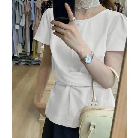 [^:yyj865a]ӂƂt`X[uɁAEGXg{ŃLbƌׂtF~jȃfUC͂̃uEXB悢n̂fނgpÅ̂VGbg̈ꒅBCR[fBl[gɍ킹AW\BVvȂ̂ɉ؂₩AJWA炫ꂢ߃X^C܂ŕL􂵂܂BpcɂXJ[gɂ킹₷Âoʋ΃X^C܂őΉł閜\ACeBẴ[h[uɂЉꒅłB38.556g43.5ŏ15.5