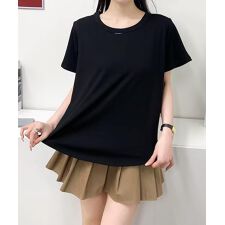 シンプルラウンドネックTシャツ