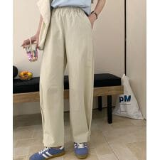 カジュアルストレートパンツ