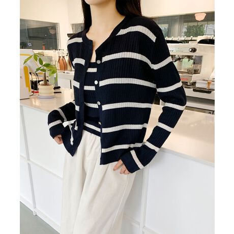 [^:sal30009a]V[Y[h𐷂グ{[_[jbgATuBJ[fBKƃCi[ZbgɂȂfUĆAItBXɂx̂oɂ҂BRpNgȃVGbgłAPigłAON/OFF킸񂹂ACełB悢݂̌y₩ȃjbgńA[΍G߂̕ςڂɊBCi[ƍ킹ĂƊoAJ[fBK|ĂȂꊴoƁAʂȒȂy߂܂BJ[fBKF53 g45 42 ŏ62L~\[F35 g30