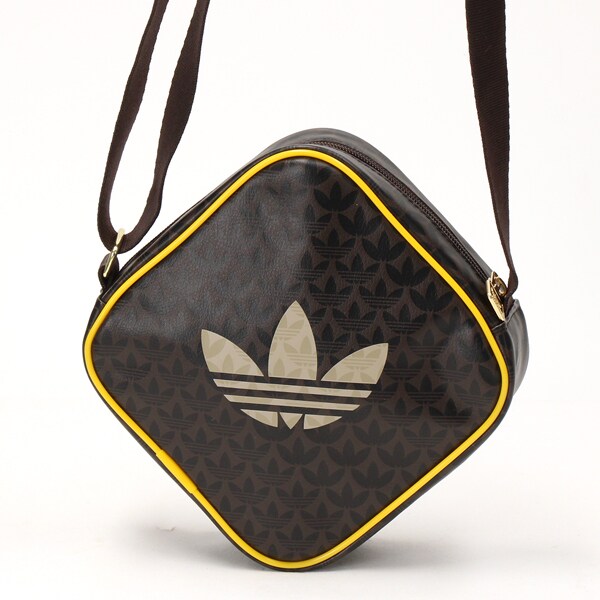 cf018-99317-01b.jpg?basethum=225