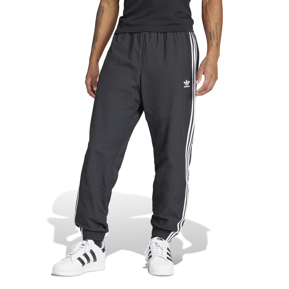 にんじんちゃん 【新品タグ付き】adidas originalsパンツM にんじんちゃん様専用 【新品タグ付き】adidas originalsパンツM