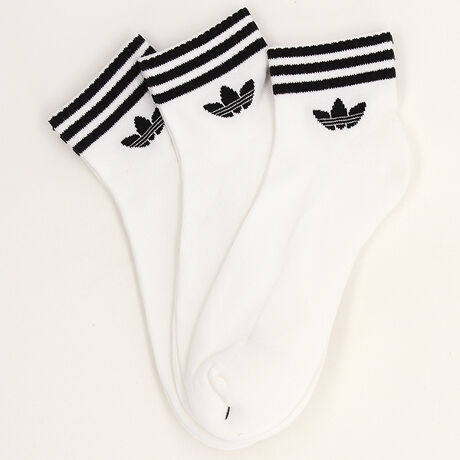 [^:DVP88-JV7435]KȗSñAN\bNX3gB3gȂAǂ1TԂɂ]TĔBadidas̃AN\bNX́AƂpAOŊɉ߂܂ŁAV[ɑΉBNVbNȃX[XgCvXƃgtHCSAX|[eB[ȑoĂBAN䃊u҂݂̃Jt78% / |GXe19% / |E^2% / iC1%