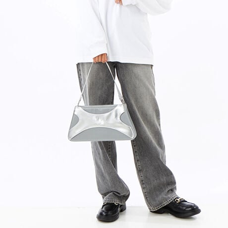 [^:VX805-JX9194]t@bVƋ@\˔AėpɗDꂽV_[obOB̃AfB_X̃Nb`obÓAt@bViuȃVGbgƑfނɁA@\IȗvfZĂB̂郁^bÑbvXgbvƁAp[̃|E^gpBO\ȃXgbvtĂ̂ŁAV_[obONb`ƂĎgBɃXbvC|PbgA𐮗łBTCYF16 cm x 31 cmTCN|GXe60% / |E^40%WbvN[W[