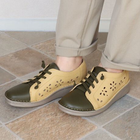 [^:1810][^:1810][Ђɂ]En100N𒴂u̋{Xv͑S̕SݓXŃCxgPOPUPŃfB[XV[Y̔ĂЂłB[iɂ]E4EL݌vȂ̂ŊO̕łSėĂ܂E23.5cmŕБ250gƌyʂȂ̂ő̕SȂELk̂SRgpĂ̂ŁA҂łEɂCgpĂ̂ŁASɂDĂ܂{v @ E𗎂Ƃ _炩zŌy@A\ʂ̃zR≘菜܂Błȉɂ́A܂𐅂Ŕ߂tzɊ܂܂Đ@܂B̌A܂cȂ悤ɐ@܂B EzŐ@ cȂ悤ɊzŒJɐ@AR܂B˓͔܂傤B EیXv[gp hXv[یXv[gpƁA␅̐ZhAC𒷎܂B