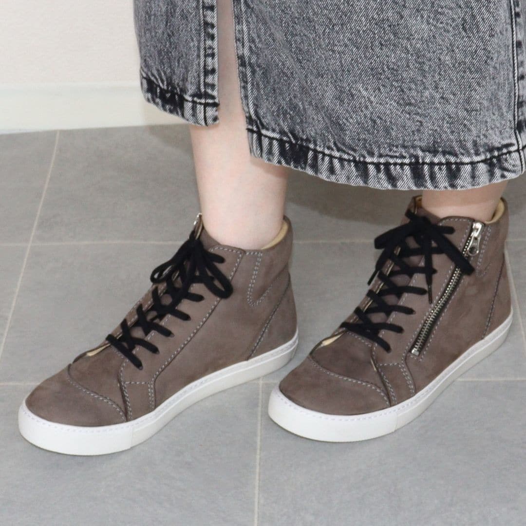 [}C]HS nCJbg U[ Xj[J[ /GC`GXiHSj O[