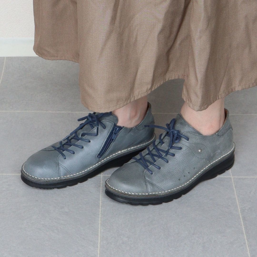 [}C]{ {v TCht@Xi[ Xj[J[/hiDolaj lCr[