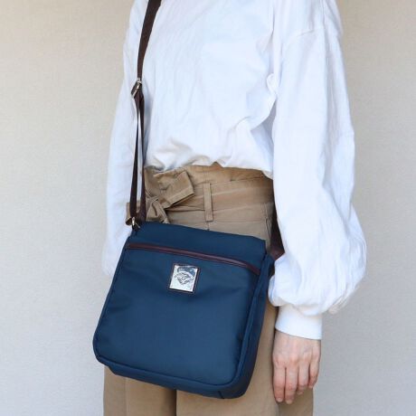 [^:40060][^:40060]yЂɂāzn100N𒴂u̋{Xv͑S̕SݓXŃCxgPOPUPŃfB[XV[Y̔ĂЂłByiɂāzẺJłCȃiCfށBFɂϋvob`IȒPȃobNłE6|PbĝŎ[͂QEɂȂɂV_[xgȂ̂ŁARוĂɂȂɂEA4Ήi22~31cm)F~Ezi10~20cmjF