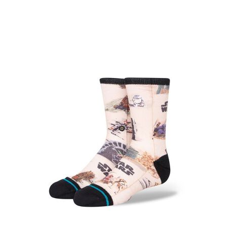 [^ԁF71153936]́@͂邩Ȃ̋͌nŁEEE\n2023N40N}AX^[EH[YGs\[h6^WF_C̋A҂̃R{[Vf[Xo鎖ւɎv܂BuCJ[ɉf̖V[LN^[ŜɎU΂߂\bNXƃLbYf𔭕\܂B\n\nG̗ǂ炩ȑfނƐ[q[|Pbg̃CɐSn悭tBbgAƂܐ敔Ɏ{ꂽHDꂽϋvBX^XȂł͂̋ɏ̃tBbgƗVѐSӂfUCŃR[fBl[gɃCpNgvX܂B[J[iԁFK555B23ROT#SAN