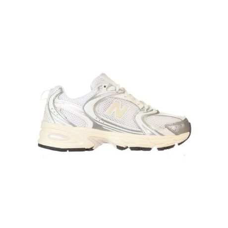 [^ԁF0286U530ESBD01]2000NɓoꂵtBbglXjOV[Yꂽt@bVACeƂĒĂu530vVFoBȐȃfUCABZORB?ڃ~bh\[AIȃX^ĈȂɉKȗSnBVZeBbNU[^bṼAbp[ɁAԃJ[gpyoB[J[iԁFU530ESBD