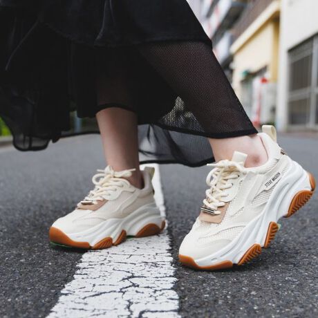 [^:POSSESSION-RS]STEVE MADDEN ̃ACRACẽ{[\[Xj[J[BghfUC̓JWAAXg[gAY2Kt@bVɂQI肰ȂSfUCR[fBl[g̎זɂ͂Ȃ炸A肵ۂ͓IBVvȕAŗVѐSoƂ胂[hȈۂɁBkq[̍l6.0cmSTEVE MADDEN(XeB[u}f)uSTEVE MADDEN̓j[[ÑOAChVeBɋ_\A{ɂ͂ȂVѐSfUCŖ͂ӂV[YWJĂuhŊCOZũn[gݍLe܂Ă܂BAb́uY2Kvt@bVےu[c~[\IȃfłB