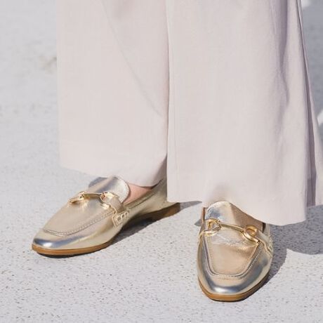 [^:CARRINE-RS]S[hrbgȂ̃ANZgIiȂ߂ؚȃS[hrbgƃoCJ[fUCڂ䂭[t@[B Ƃאg̃VGbglȕ͋CoBtbgdlŕ₷AfC[烌ZvV܂ŃV[XȊ􂪊ҁIkq[̍l1.5cmSTEVE MADDEN(XeB[u}f)uSTEVE MADDEN̓j[[ÑOAChVeBɋ_\A{ɂ͂ȂVѐSfUCŖ͂ӂV[YWJĂuhŊCOZũn[gݍLe܂Ă܂BAb́uY2Kvt@bVےu[c~[\IȃfłB