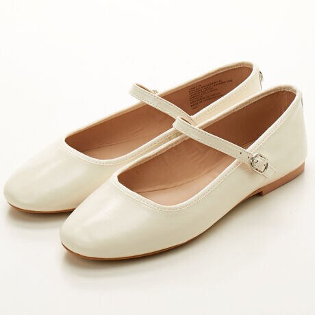 [^:VINETTA-UA]oGRAt@bVɃsb^ȃACeBłȂꊴvX̂ŁAĩX^COCɂɁBXgbvtŕ₷̂|CgBtbgA̍b𔧌邱ƂŒ悢YȂBkq[̍l0.7cmSTEVE MADDEN(XeB[u}f)uSTEVE MADDEN̓j[[ÑOAChVeBɋ_\A{ɂ͂ȂVѐSfUCŖ͂ӂV[YWJĂuhŊCOZũn[gݍLe܂Ă܂BAb́uY2Kvt@bVےu[c~[\IȃfłB