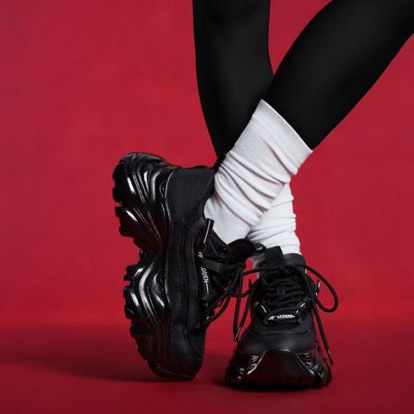 [^:RECOUPE-RS]̃{[\[ڂ䂭ACeB肰ȂSTEVE MADDEN ̃Ŝ|CgɂȂ܂BR[fBl[g̓^Cg߁AV[X[Ȃǒ悢ɂƑɒ悭{[ôŃwV[ȈۂɂȂ肨߂łBNbVKȕsT|[gĂ܂IkvbgtH[̍l4.5cmkq[̍l7.0cmSTEVE MADDEN(XeB[u}f)uSTEVE MADDEN̓j[[ÑOAChVeBɋ_\A{ɂ͂ȂVѐSfUCŖ͂ӂV[YWJĂuhŊCOZũn[gݍLe܂Ă܂BAb́uY2Kvt@bVےu[c~[\IȃfłB