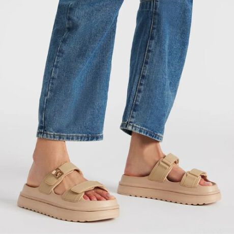 [^:BIGSCHMONA-J]Abp[̃xg͒\Ȗʃe[vIAbp[̃_uxgŕs̈肳L[vAƗ̂łoAEghAɂ劈IPUfނŋCyɎĝĂɃsb^AstFX̎^тɂ߂łBSTEVE MADDEN(XeB[u}f)uSTEVE MADDEN̓j[[ÑOAChVeBɋ_\A{ɂ͂ȂVѐSfUCŖ͂ӂV[YWJĂuhŊCOZũn[gݍLe܂Ă܂BAb́uY2Kvt@bVےu[c~[\IȃfłB