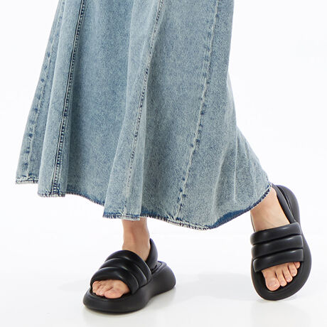 [^:HEADWAY]肵̃ghՂȃptB[T_́AobNXgbvtőƌŒ肵ĕs₷ACeI{[~[ȃfUCf1ԈႢȂBVvȃfUCȂ̂ŃX^CO₷͓̂IIs[XX^C͂AbNXpcAlnfނ̂mɂ߁STEVE MADDEN(XeB[u}f)uSTEVE MADDEN̓j[[ÑOAChVeBɋ_\A{ɂ͂ȂVѐSfUCŖ͂ӂV[YWJĂuhŊCOZũn[gݍLe܂Ă܂BAb́uY2Kvt@bVےu[c~[\IȃfłBv