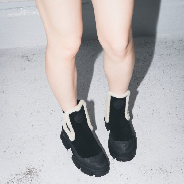 [}C]XG[h`FV[u[c 25AW/XeB[u}fiSTEVE MADDENj BLKXG[h