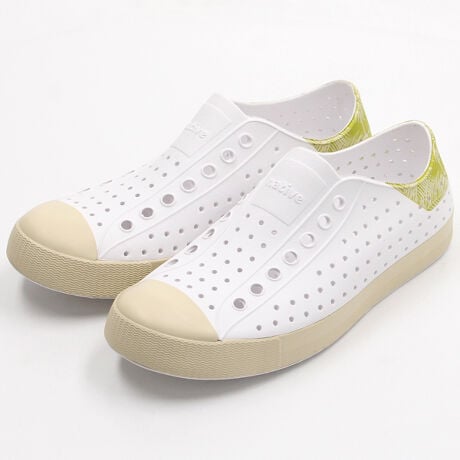 [^:F0000232]TgELrȒfSugarliteɁAɏ_炩Wanderfoamuh܂B̑fނ͂ꂪȒPŁAɋAɌyʁA܂V[Yɋ߂邷ׂĂ˔Ă܂BJWAŖ̃X^Cɂ҂̈ꑫłB