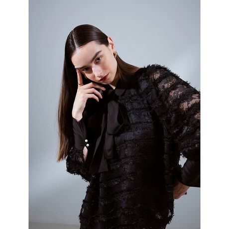 [^ԁF30510010001]detail    NёfނGߊȂ_炩ȈۂɎdグĂ{E^CuEXB     {͎O\ŁAVvȃX^CłEGXgɊtăyvuEXɂĂA܂܂ȒȂ\łB         coordinate     ߂̏䊴Ȃ̂ŃV[gpc~Ou[c̑QfjȂǂ̃pcX^ClۂȂ܂B    AC{[ fFH173 B80 W58 H87 pTCYFFubN fFH173 B80 W59 H89 pTCYFF