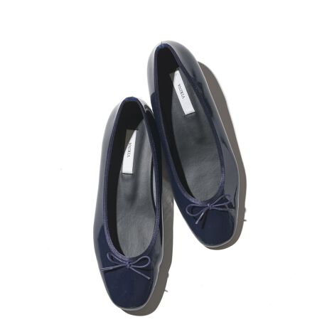 [^:vm22ss05SH]ÂV[vȂAxǂoX̃XNGAgD́AȂ̕LĂ܂B}}̍slčꂽɂSnɁAϐ̃oGV[ÝAqlƂ̌Vт}ȉJɂSB~J̊ԂKɂ߂܂BtF~jȃ{ƊÂ}XNGAgDxǂoXB̑傫ȃ}^jeB̕AԂ}}AqlƑ鎖LbY}}܂ŁAgSn炩hgɂhghgwrehƊĂ܂IWioGV[ỸXNGAgD^CvłB|Cg̃e[v͏iȃXgb`Tee[vgpA݂₷̑ɂ_炩ȔɁBC\[̓ɂ͌Iᔽ̃X|WgpA}^jeB₨qlۂɏdSɊ|鎖lAɂ͍XɌX|WAĝւ̕Syɂdlɂ܂B{lɍ킹،^gpւ̃tBbgQȂADȂǂ̎dオYłBׂtHƁAL[gȃ{BC\[͍RہEhLEhJrłƂSnIIWiV[Y|[`tAwZɏoۂ◷sȂǂ̎^тɂ֗łByTCYIтɂāzʏ헚ĂTCYIтƂ߂܂B񗚂ĂƑ݂ǂȂĂ܂B̌`ɂ͌l܂̂ł܂łQl܂łɂ肢܂BfB[XpvX XNGAgD 炩 Te { 芴 [q[ ₷  ɂ ɂȂɂ d VvR[f  Gi ϐ ᔽ R hL hJr ƃX|W NbV fC[ ʋ wZs s Xj[J[o ItBXJWA q TCY 傫TCY 22cm 26cm ^тł { Вܕt ~JyCɓo^̂߁zEiCɓo^Ɣ؂ACe̍ēגʒm₨ȏ^C[ɂ󂯎肢܂EɁAuhCɓo^ΐVACȅQbgł܂