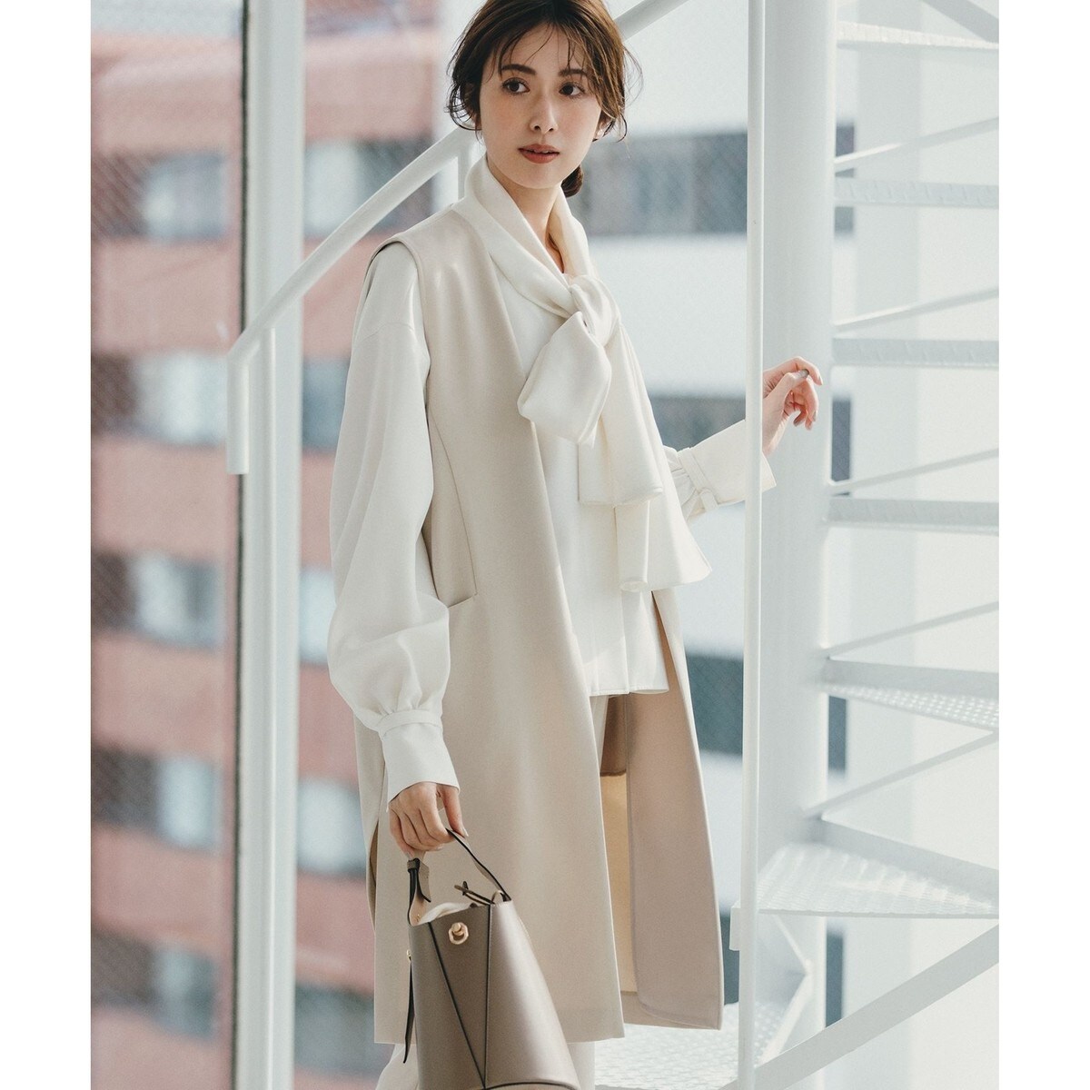 unfilo Light Move ショートブルゾン M 新品 UVケア/接触冷感/撥水】Light Move ショートブルゾン / UNFILO