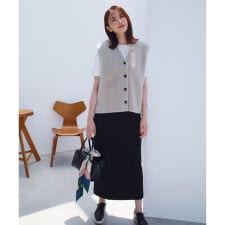 アンフィーロ(UNFILO)の【ストレッチ/シワになりにくい】BEAUTY MOVE Iラインスカート