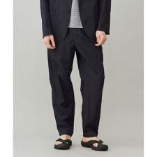 耐久撥水 ライトテーパードパンツ