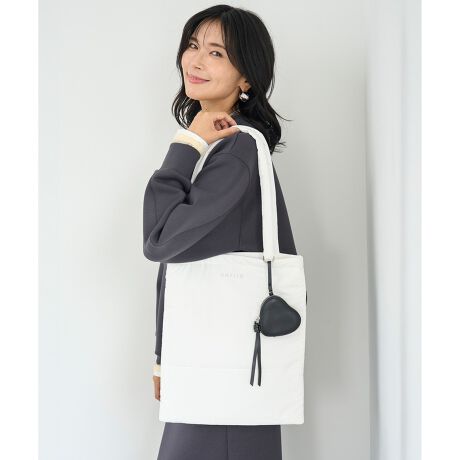 [^ԁFBOUMLS0400]ȓňSIA4TCYΉŎg̗ǂg[gobNfUCyAgyɎpfbhg[gobOBA4t@CcɂꂢɎ܂傫Ȃ̂ŁAʋ΃obOƂĂ͂Ax̊Oo}U[YobOƂĂXXBȂĂ̂ŁANbVAp\RȂǂSĎ^яo܂B~j|[`tŁAANZT[õ|CgɁBO\Ȃ̂ŁAOĒP̎gł@\1jyʁyĉKȒSnł2j͂₷AˑR̉JłSł̐̓Tvĩf[^łBۂ̏iƎdlقȂꍇ܂B摜̓Tvi𒅗pĂ邽ߎۂ̏iƎdlقȂꍇ܂B܂AX^WIɂƖقȂ邽ߏi̐FقȂČꍇ܂B\߂BCtH[VCɓo^߂łIyuĥCɓo^zViׂ̓Z[ȂǁAuĥȏ󂯎邱Ƃł܂ByîCɓo^zēגʒmȂǂȏ󂯎邱Ƃł܂B