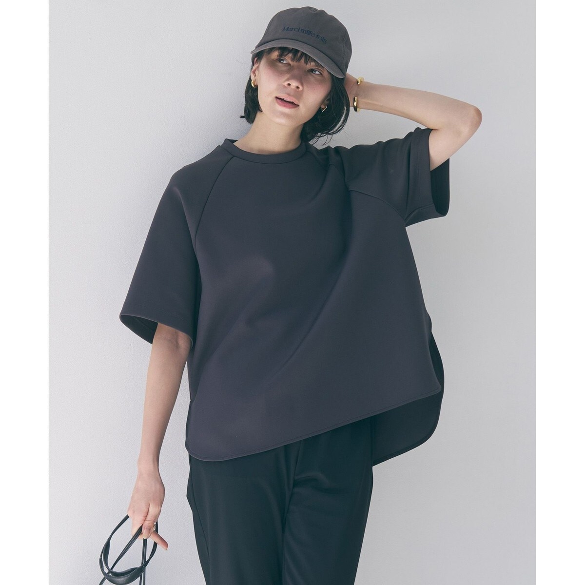 BEAUTY FORM JERSEY light バックZIP プルオーバー | アンフィーロ