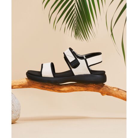 [^ԁFSESICM0300]jbgAЂSnCBɂɂDV[YCsteppi(Xebs)̂AVFIt~ubNoIiND]𔎂X|[cT_ɁAVFoInʂƒڐGAEg\[͗SnɂIWiByʁ_炩Ȃ̂ߋȐǂAs̈芴߂܂Bo[tŊɂAKxȒe܂Bjbgŕ҂ݗĂb̃p[c_炩ݍ݁AC\[ӂӂȂ̂Ń\tgȗSnłBC\[͕\ʂɍׂV{̂fUC{ƂłƂpłB̃e[vłz[ĥőԂꂸɔɂ̂ꂵ|CgBX|[eB[ȃfUCłAꂢ߂̃J[OŃs[XXJ[gƍ킹̂߂łBf ESUSTAINABLE gpς݃ybg{gvX`bNpނTCN|GXe[gpBAEg\[~TCNfޔzłBɁACȂƂŗAɂCO2ro팸BTXeCiufނgpVbp[(ʔ)͂ȂƐlbgƂĂgD̂łB  EEASY CAREꂪCɂȂĂ炲Ŏ􂢉\Bp̃AJ܂Ő􂦂܂BT_V[YEvbgtH[T_iSESICM0301jEOJT_iSESICM0302jsteppi(Xebs)Ƃ͍@\ŃTXeCiuȃV[YuhBɂɂ₳V[YWJBu􂦂EyEɂȂvV[Y̒ĂڎwA2N̊JԂoĎ܂I  steppiЉy[W͂灄@ȂǁACɂȂ|CgQAłЉ̐̓Tvĩf[^łBۂ̏iƎdlقȂꍇ܂B 摜̓Tv̂ߎۂ̏iƎdlقȂꍇ܂BjbgV[Y@jbgT_