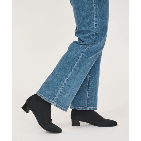 [^ԁFSESIGM0022]lCjbgu[cA3.5cmq[̐V삪oIql̂v]ɂA𒷂ꂢɌA肵Sn郍[q[u[coIi̓ƂXNGAgD3.5cm̃`L[q[킹AIIt킸fC[ɎgV[gu[cB͕̕Ғnςĕ\oĂ̂ƁAҒnȂȂ߂ɐ؂ւĂ邱ƂɂAƌ悤HvĂ܂BE₷ŃpcX^CɂXJ[gX^Cɂ܂܂BSăjbggpĂ̂ŁA̒ߕtȂAsX[YłBu4cmhv̖hNAĂ܂Iu4cmhvƂ́A[4cm3ԐZЂĘRNȂׂ鎎łB[q[u[c͂̎ɍiiłBݔ̔̃jbgu[c͂IEVGbg6cmq[̗pIwXgb`u[cxx[WEubN/E[O[EJWAȃfUClCIwTChSAu[cxE肵SńIwXj[J[u[cxsteppi(Xebs)͖2N̊JԂoĒaIu􂦂EyEɂȂvfނ̃jbgV[YuhELIGHT WEIGHTԗĂȂyʂ͂̈B閧͈ꖇdẴjbgAbp[ƔAfނ̃AEg\[ByʃTCN|GXe[łȂ₩ɕ҂݂Ă邱ƂŗނcނrBAEg\[̓jOV[Ŷ悤ȌyƃNbVɁApvX̂Ɗ▭ȃoXɂǂ蒅܂BESUSTAINABLEgpς݃ybg{gvX`bNpނTCN|GXe[gpBAEg\[~TCNfޔzłBɁACȂƂŗAɂCO2ro팸BTXeCiufނgpVbp[(ʔ)͂ȂƐlbgƂĂgD̂łBEWATER RESISTANTҒn̎ł͂ȂD̃~VɂH{Ă̂ŁAʂ̂悤ɂ͂܂B JTȓ̂łXebv߂Ă܂EEASY CAREĂSI􂢂\łBPOINTF炶g₦~̓ɁAł艷܂BC\[CERAMEA(ZA)V[gĝ߂Ɉ𔃂Ă܂B ĂSIsteppĩu[c͝Ȃ̂ŁA􂢂\BuVŉĂAŗĂBsteppiЉy[W͂灄@ȂǁACɂȂ|CgQAłЉ̐̓Tvĩf[^łBۂ̏iƎdlقȂꍇ܂B摜̓Tv̂ߎۂ̏iƎdlقȂꍇ܂B