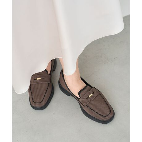 [^ԁFSESIGW0031]ꂽNVJȃjbg[t@[ghƗ₷Abvf[gi X^COɃANZgYIWĩRCfBe[ŃghAאg̃u҂݂Őꂽۂ̃jbg[t@[łBAEg\[̓q[ȂyʂŁAƂɂ͌CCh~NbVꂽV\ɂȂĂAԗĂɂA₷ǋyꂽꑫłB f ELIGHT WEIGHT閧͈ꖇdẴjbgAbp[ƔAfނ̃AEg\[Byʃ|GXe[łȂ₩ɕ҂݂Ă邱ƂŗނcނrBAEg\[̓jOV[Ŷ悤ȌyƃNbVɁApvX̂Ɗ▭ȃoXɂǂ蒅܂BESUSTAINABLEgpς݃ybg{gvX`bNpނTCN|GXe[gpBAEg\[~TCNfޔzłBɁACȂƂŗAɂCO2ro팸BTXeCiufނgpVbp[(ʔ)͂ȂƐlbgƂĂgD̂łBEWATER RESISTANT Ғn̎ł͂ȂD̃~VɂH{Ă̂ŁAʂ̂悤ɂ͂܂B JTȓ̂łXebv߂Ă܂EEASY CAREꂪCɂȂĂAO~ƈꏏɐlbgɓĐ@̎􂢃R[XցBp̃AJ܂Ő􂦂܂BlbgɂȂIWĩVbp[(ʔ)ЂB̂܂܃tbNɂĉAA܂łłႢ܂B͂̒ቺhߏ_܂͓ꂸɒʏ̂p܂ŐĂB@͎g킸A˓ĉAŎRĂBsteppi(Xebs)Ƃ͍@\ŃTXeCiuȃV[YuhBɂɂ₳V[YWJBu􂦂EyEɂȂvV[Y̒ĂڎwA2N̊JԂoĎ܂IsteppiЉy[W͂灄@ȂǁACɂȂ|CgQAłЉ̐̓Tvĩf[^łBۂ̏iƎdlقȂꍇ܂B摜̓Tv̂ߎۂ̏iƎdlقȂꍇ܂B#jbgV[Y #jbgpvX #Jp