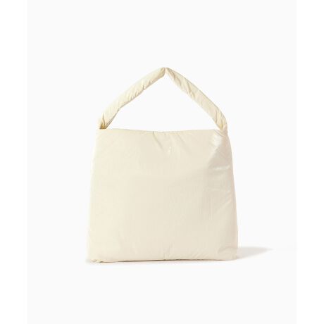 [^:212241053008]ӂӂȓ̌yʃnhobOEiCfނgpEA4TCY[\E500ml{g[\E|̂܂肪ǂnhyX^btr[zق̂Ȍƃ^bNȃJ[̃g[gobOłBA4t@C⏑ނTCYȂ̂Ŏ[͂܂BŷfނgVvȃnhobÓAfC[X^Cɂ߂̃ACeBy戵ӎzf̒p摜̏ꍇA̓ɂAۂ̐FƈقȂČ邱Ƃ܂BF́Ain̉摜QƂBy[J[iԁFLR-24106z