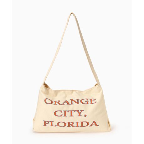 [^:212241053017]Ggh̃rbOTCYLb`[ȃV_[obOEA4TCY[\E500ml{g[\E|Pbg~1Enɉf郍SvgfUCyX^btr[z΂ߊ|ŃCobOƂĂAobÕTuobOƂĂg郏V_[obOłB̓}OlbgȂ̂ŁÃmډBȂAm̏o₷ȂĂ܂By戵ӎzf̒p摜̏ꍇA̓ɂAۂ̐FƈقȂČ邱Ƃ܂BF́Ain̉摜QƂBy[J[iԁFAN-230623z