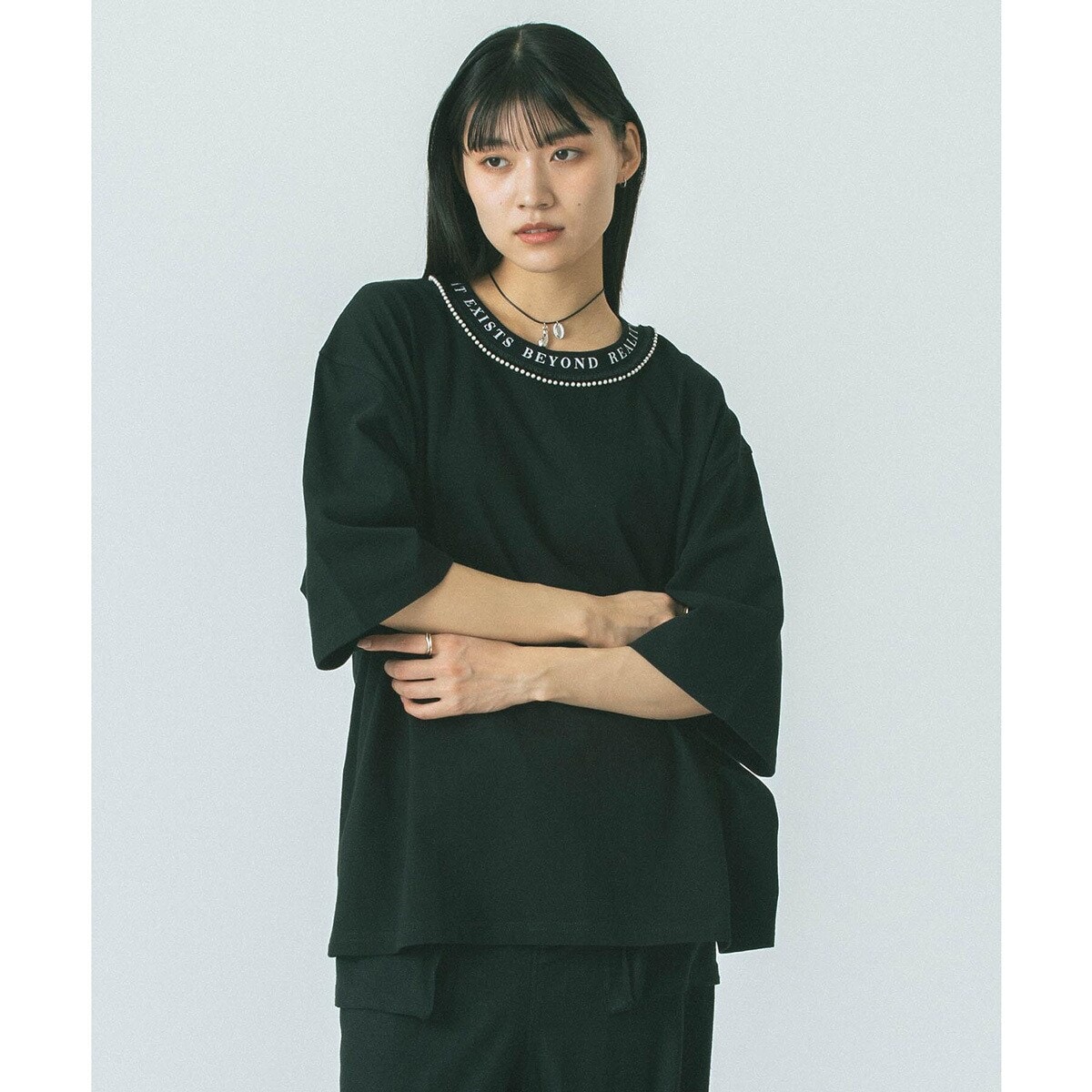 [�}���C]OKIRAKU x ROSE BUD/PEARL NECK TEE/���[�Y�o�b�h�iROSE BUD�j BLACK
