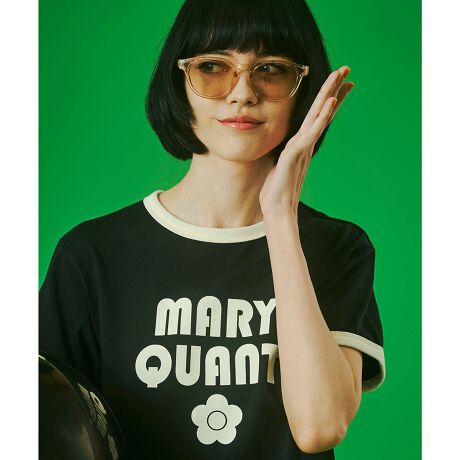 [^:212253011001]MARY QUANT̃fCW[SvgAROSE BUDʒK[TVcEtgMARY QUANT̃ACRufCW[vƃSvgESTCY̓RpNg90sALTCY͂䒷߂̃rbOVGbgES^LROSE BUD̕ʒTCYACG[͕ʒJ[EItzCgAubNACG[3FWJX^btr[TCYƂɈقȂ钅Ȃy߂AROSE BUDʒ̃K[TVcBSTCY͒ZŃRpNgAnCEGXg{gƂ̑QłBLTCY̓I[o[TCYāAMXאg{gŃbNXR[fɁBʒȂł͂̓ʊACeȂ̂ŁAFႢETCYႢő̂߂łBMARY QUANT}[NǵACMXEh̃t@bVERXeBbNuhB?1950Nɂ܂Ń^u[ƂĂ~jXJ[g𔭕\A""""XEBMOh""""Ƃ?J`[[ugNB?݂́ACi[EFAACAXqACeARXeBbNX܂ŁA?镪̏i肪rWlXƂđ听ĂB?ɁAϕił́AumE[ECLbvv(DȂƂɍDȐFgĉς)ƂLy[łoA?120F̃ACJ[A101F̃bvJ[A99F̃lCJ[WJȂǃoG[VƂĂLxŐlCB2020NA{㗤50N}B戵ӎf̒p摜̏ꍇA̓ɂAۂ̐FƈقȂČ邱Ƃ܂B F́Ain̉摜QƂB