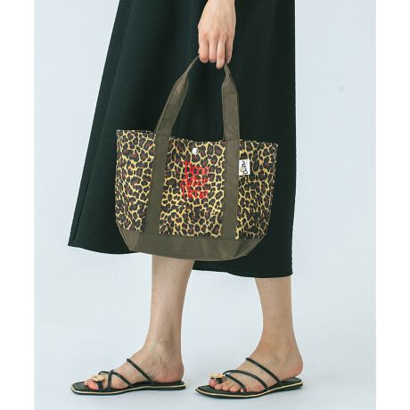 [^:212252053037]ROSEBUDʒ Drifter ~fBAiCg[gobOEDrifterɕʒROSE BUD̃XyVACeEubNɂ́uA Piece Of CakeiȒPȂƁjvEuEIpɂ́uTime After TimeixxEJԂjvEp[vɂ́uOn Cloud NineiɍKȁjv̎hJ{Ă܂Eڂ̓RpNgȂA500ml̃ybg{g␅AnfBt@ȂǉĂ̕KieʁE傫ȂTCYŃfC[gɂ҂EubNAuEAp[v3FWJX^btr[Drifter̃iCg[gobOROSEBUD̃XyVfUCɃAWB傫߂̎hJANZgɂȂĂāAVvȃR[fBl[gɂ킹₷łBobWXJ[tŃfR[VāÃobOɃAWĂ݂ĂBDrifterXpV[gЂDrifteŕAFleڋqłXJC_Co[̗v]upV[g̐n̗lɊőϋvAipłobOv̐Yn߂܂Buh̑nƂ40Nȏセ̒TS͕ς鎖ȂA`fނȂǊx̉ǂslXȐi𐶂ݏoĂ܂B̂ɓ݈ՂDꂽϋvւht^[̃ACeB́A̐ꂽfUCƋ@\ƂƂɑlss^̃CtX^CɂĂނ̎gՂւ܂BԂׂ̈̃m肩n܂Drifter̃ACeQ͒NoāA{AJł͂Ȃ[bpEAWA₱{ł̐lɐe܂悤ɂȂ܂BAiyĐE̐lXɎg悤ɂȂA֐̉ߓxȒǋŕGɉľn݂ЉɂĂu^ȎpŃ[U[ƌTSYȂvƂDrifter̐_͕ς܂BԂ؂ɂ鎖B ̑zɁAEARƓssƂ̐qDrifteriQҁjł鎖B ꂼ̐̒ł̉l鑶݂ɂȂ鎖BꂪADrifterς炸ǂ߂MOłB戵ӎf̒p摜̏ꍇA̓ɂAۂ̐FƈقȂČ邱Ƃ܂B F́Ain̉摜QƂB