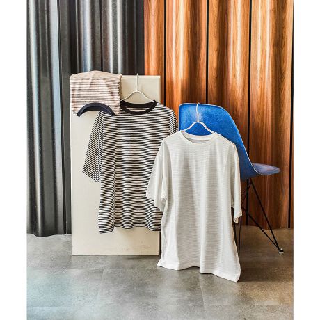 [^:213253013001]ՂAlJWAɉfVA[{[_[TVcEقǂ悢̂VA[fނŁAĂ炵y₩ȒSnEԂ̃{[_[{ȈۂɃAbvf[gfUCEƂVGbgŃbNXƂȂꊴoECi[ňۂςAC[hɍœKE^NgbvL~\[ƍ킹đlJWAȒȂɁEzCgAubNAsN3FWJiEFELkFEňFEnFȂEVGbgFChE[YX^btr[ق̂蓧{[_[ŁAẴC[hX^Cɂ҂łBƂTCYŋC킸̂ŁAfC[gɂ߁BCi[ς邾ŕ͋CƕςA񂵗͂Q1łB