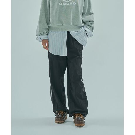 [^:212253031008]`FbNfANlC̃iCpcEN̓`FbNANZgɎꂽVfUCEubN̓O[n`FbNAx[W͓Fn`FbNgpEtgɎhJUMBRO_u_CSETCh̃pCsO̓zCgł肰Ȃ|CgɁEChVGbgŃbNX̂SnE̓Xshdlŏ䊴VGbg̒\EubNAx[W2FWJX^btr[ChȃVGbgƃ`FbN̐؂ւfUCG炵iCpcłBy₩ȑfފŐSnKB̃XshŃVGbgω邽߁AXj[J[u[cȂǑƂ̃oX₷łBZbgAbvƂĒp΁Aꊴ̂X|[eBȃX^COɁBPił݊AVvȃgbvXƍ킹邾ŃR[fBl[g܂܂BUMBROUMBROiAuj́ACOhE}`FX^[1924Nɐݗꂽtbg{[uhłATbJ[EFAV[YAGLbvgȂǂ𐻑Ă܂Btbg{[̗jɊvV炵AptH[}XƃfUC𗼗iWJBߔNł́AgȃXg[gt@bVvfꂽACelCŁAÕt@bVV[łڂW߂Ă܂By舵ӎzE摜̏i͌̏Ǝ˂pxɂAƐFقȂꍇ܂B܂\̃TCYƎ͎኱قȂꍇ܂̂ŁA\߂BEi̐F̖ڈ́AiP̂̉摜QƂBE摜̏i̓TvƂȂ܂Bۂ̏iƐFAdlAHATCYAfޓ኱قȂꍇ܂B