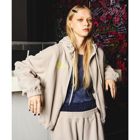 [^:212253012007]ghՂ̃ChVGbg~t[Xfނ̃WbvAbvt[fBEGڂ̃t[XfނgpWbvAbvt[fBEƂ̂郏ChȐgŃCi[I΂d˒₷EtgɎhJUMBRO_u_CSElIJ[̎hJ[YSANZgɁẼXshi邱ƂŃVGbgEZX^C\EfރACeiiԁF212253031006jƃZbgAbvł̒p߁Ex[WAlCr[2FWJX^btr[t[XfނȂł͂̒gƁAG炵ChVGbg͂1łBtȒSnȂAhJSlĨANZgŃX|[eB[ꂽۂɎdオ܂BCi[I΂C[hy߂邽߁ACɉȂ\BXshŐi΃gh̃RpNgVGbgɂωAR[f̕L܂BZbgAbvƂĒp΁Aꊴ̂X^CO܂BUMBROUMBROiAuj́ACOhE}`FX^[1924Nɐݗꂽtbg{[uhłATbJ[EFAV[YAGLbvgȂǂ𐻑Ă܂Btbg{[̗jɊvV炵AptH[}XƃfUC𗼗iWJBߔNł́AgȃXg[gt@bVvfꂽACelCŁAÕt@bVV[łڂW߂Ă܂By舵ӎzE摜̏i͌̏Ǝ˂pxɂAƐFقȂꍇ܂B܂\̃TCYƎ͎኱قȂꍇ܂̂ŁA\߂BEi̐F̖ڈ́AiP̂̉摜QƂBE摜̏i̓TvƂȂ܂Bۂ̏iƐFAdlAHATCYAfޓ኱قȂꍇ܂B