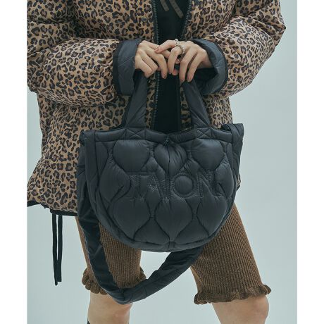 [^:212254053007]ROSE BUDʒATAION oii_EobOEyʂŏ_炩800FP_EgpExiCnŏiȃcƑϋv𗼗EV_[Anh2WAYdlE\łȒPEROSE BUD炵ʒJ[TAIONShJE500ml{g[\E|Pbg~1EubNAuEAu[3FWJX^btr[yĂӂƂGSn͂̃_EobOłBig}U[YobO܂ŕL􂵂܂BV_[xgɂ_EĂ邽߁Aւ̕SȂԂłKłBJ[͕ʒAE^[ƃNROSE BUD炵zFŁAX^CÕANZgɂ҂BpƃfUC˔A~̃}XgnuACełBTAIONTAIOŃACi[_EƃuhƂĔ|ĂmEnEAԏilXȃV[ŒpłCi[_EiJĂ܂BTAIOÑmÂETAIOÑ_ÉAp[cɃ_El߂Ƀ_EXeb`܂B邱ƂŃ_EXeb`ӂɂ_EA OC̐ihẢɂ_Eŉ܂C𓦂ɂ\ƂĂ܂BETAIOŃAlXȃCi[_EiWJĂ܂B JeS[⏤iprɍAœKȐnI̗pĂ܂Bn̕\ʂɂ́A*H邱ƂŉꂪɂAʂɂ̓_EoɂACR[eBO{Ă܂B i*HFĴ悤ȒHł͂܂̂łӂBjETAIOÑ_EXeb`ɂ́A nƃ_EɍœKȁA_EpgpĂ܂B _Epngp邱ƂŁA_E̐oŏɗ}܂BEʂŎgp_EiʁF600FPOjyāA gC܂ނƂł܂By舵ӎzE摜̏i͌̏Ǝ˂pxɂAƐFقȂꍇ܂B܂\̃TCYƎ͎኱قȂꍇ܂̂ŁA\߂BEi̐F̖ڈ́AiP̂̉摜QƂBE摜̏i̓TvƂȂ܂Bۂ̏iƐFAdlAHATCYAfޓ኱قȂꍇ܂B