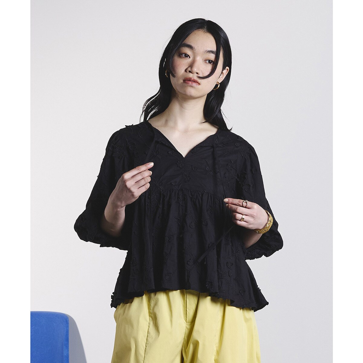 3D FLORAL EMBROIDERY BLOUSE | ローズバッド(ROSE BUD) | マルイ