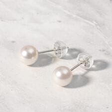 Pt900アコヤパールピアス(6ｍｍ)