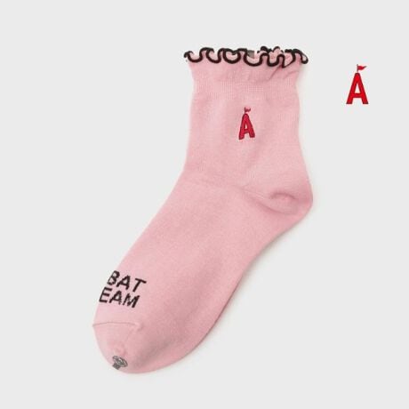 [^ԁFS7002270]yfUCzɎ{ꂽEfUCA肰ȂtF~jĂV[g\bNXłBԂɂAtbÕSfUCAX|[eB[ŐꂽۂvXBStV[͂AV[g{gXƂ̑gݍ킹őy₩ɖR[fBl[gɂ߂̈ꑫłB̏i̓TvgpĎBeĂ܂BfUCzFȂǂۂ̏iƂ͈ꕔقȂꍇ܂̂łBydlz̐íARۖhLHĂ܂B̌ʂ͉ivIł͂܂BƖ̊֌WɂAۂFČꍇ܂B܂Ap\REX}[gtHȂǂ̊ɂA኱iƉ摜̃J[قȂꍇ܂B