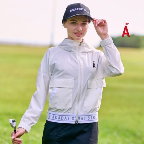 [^ԁFS7044900]yStȊOłyʃCgAE^[zyfUCzX^hJ[qt[hAꂽ_Ȉۂ^܂B[N|PbgXg[gX^CāAStv[ȊO̕igɂœKłBVvȂN[Ȉۂ^Xg[̃by⃍S肰ȂANZgƂȂAfC[[h[uɎ₷ꖇɎdオĂ܂ByfށzVA[Ay₩ȒSn񋟂܂BƂhC^b`łBXgb`A₷ɂzĂ邽߁AStV[͂AbNXgɂ􂵂܂Byʐ݌vŎ^тNNBStȊÕV[łp鑽˂ȃACełBydlzE|PbgFO~4EnȂ̏i̓TvgpĎBeĂ܂BfUCzFȂǂۂ̏iƂ͈ꕔقȂꍇ܂̂łBƖ̊֌WɂAۂFČꍇ܂B܂Ap\REX}[gtHȂǂ̊ɂA኱iƉ摜̃J[قȂꍇ܂Bd:220g(TvTCY)