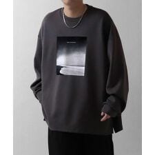 Confirm ドレープとろみ オーバーサイズ ワンポイントダンボールニット プルオーバースウェット