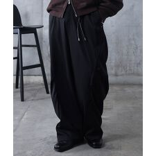 Confirm スラックス スタッズ カーブパンツ